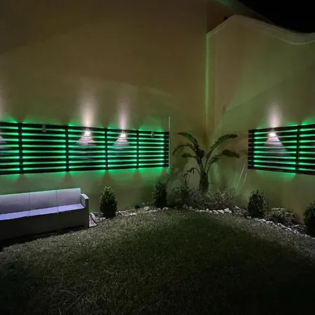 Sweet Sunset Holiday home *